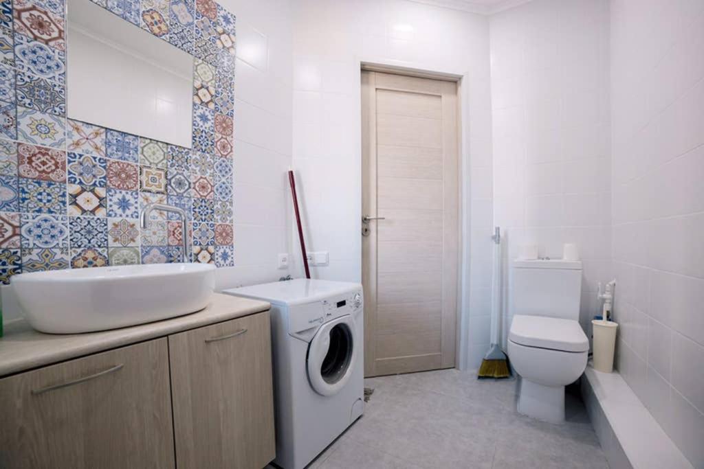 New Central Apartment In Ghiumri Exterior foto